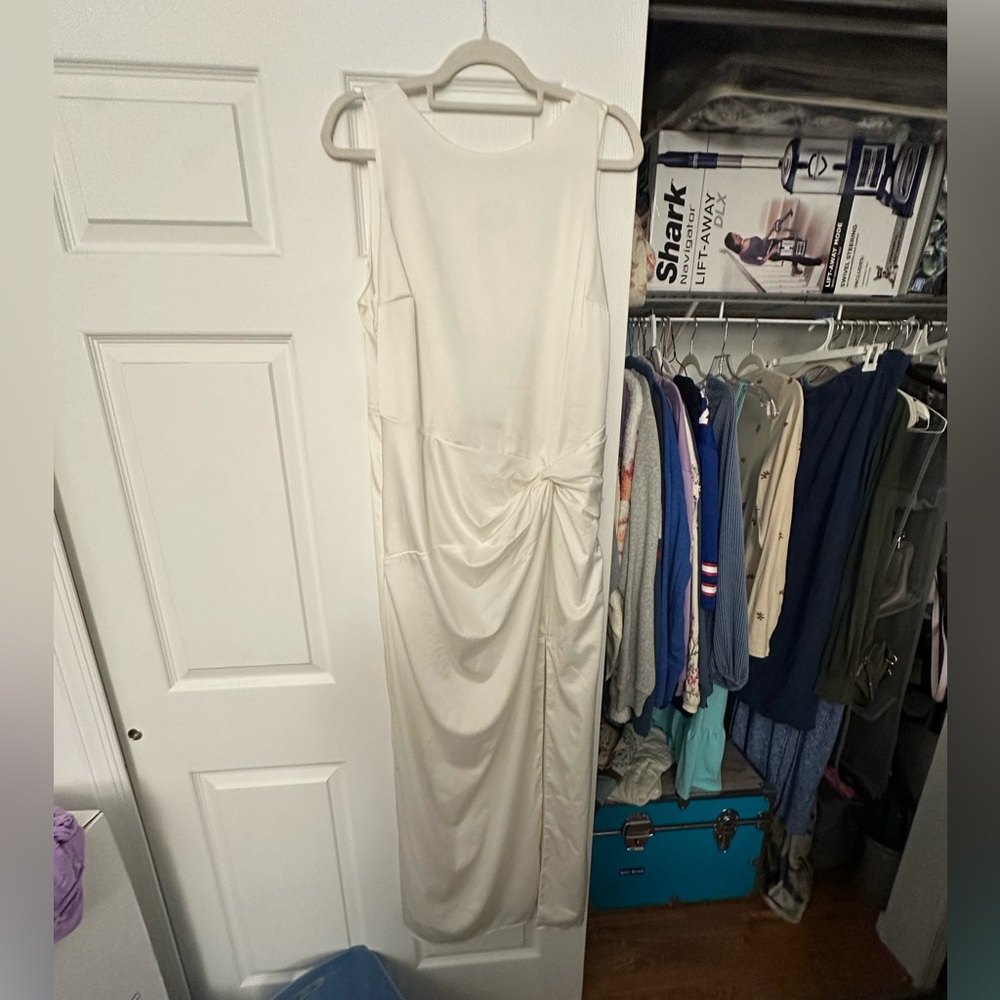 Abercrombie & Fitch Off-White Maxi Dress